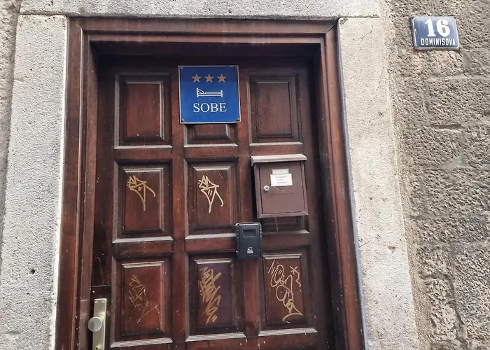 Center D16 In The Ancient Palace Apartman